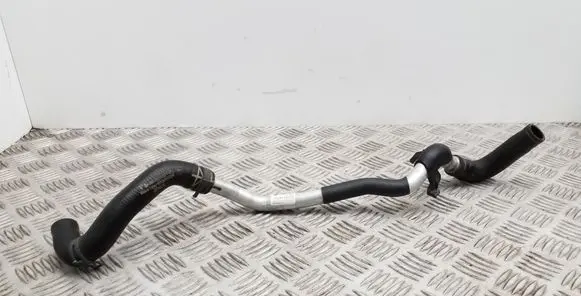 Volkswagen Touareg II Engine coolant pipe/hose 7P0819857E 7P0819307R 7P0819320B