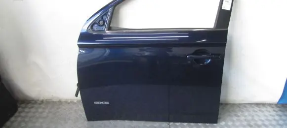 Mitsubishi Outlander Front door