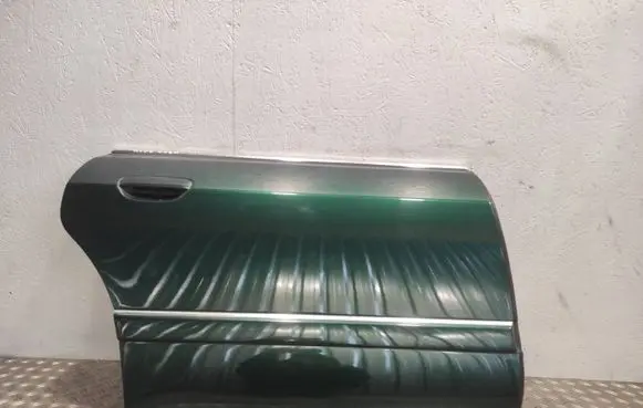 Audi A8 S8 D2 4D Rear door
