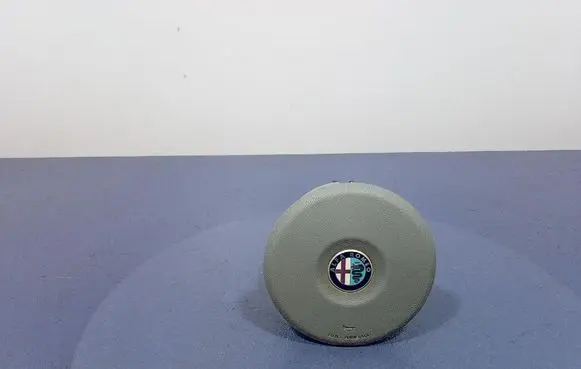 Alfa Romeo 159 Steering wheel airbag 