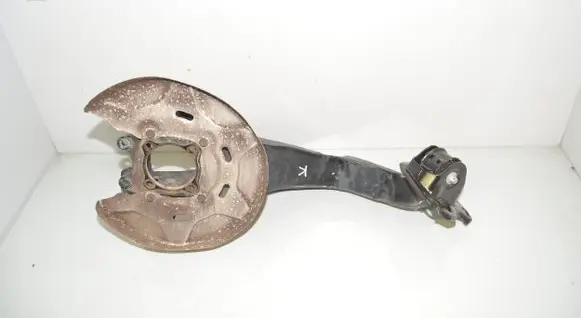BMW 2 F45 Rear wheel hub 8842879 33308842879 33306898963