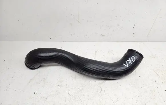 Volvo V70 Intercooler hose/pipe