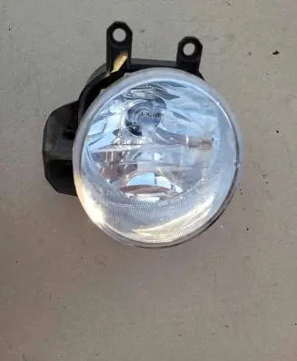 Toyota Yaris Front fog light 8121002110 90008490 15102015