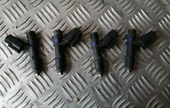 Citroen C5 Fuel injectors set 