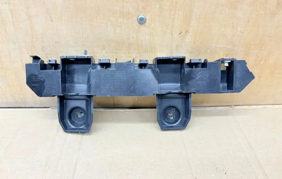 Citroen C3 Aircross Rear bumper mounting bracket 13489748
