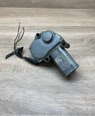 Chrysler Grand Voyager III Rear window wiper motor 53007512 4673017C