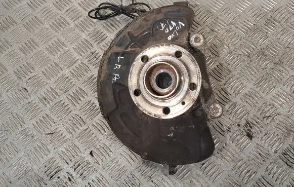 Volvo V70 Front wheel hub 9461944 30760715 31329980