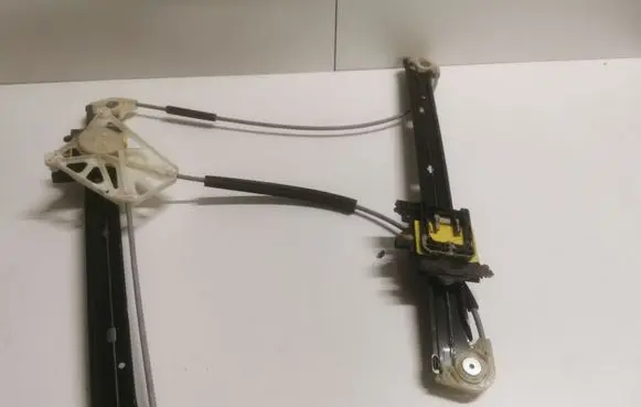 Audi Q7 4M Front window lifting mechanism without motor 4M0837461A