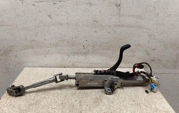 Steering wheel axle set