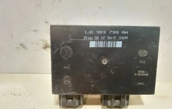 Volkswagen Bora Central body control module 1J0959799AH 5DK00795451
