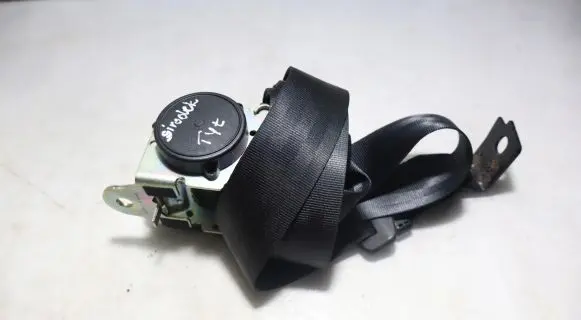 Fiat Tipo Rear seatbelt