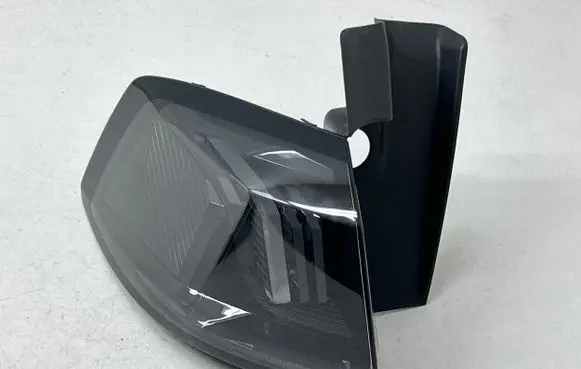 Peugeot 5008 II Rear/tail lights 9836231680 82170101