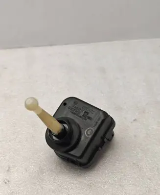 BMW 3 E36 Headlight level adjustment motor 0307852309