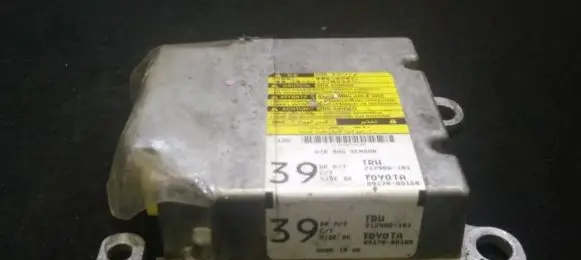 Toyota Yaris Airbag control unit/module 212986101 212986-101