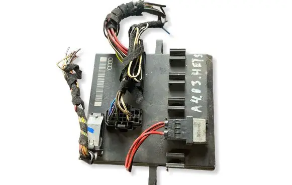 Audi A4 S4 B6 8E 8H Comfort/convenience module 8E0907279C