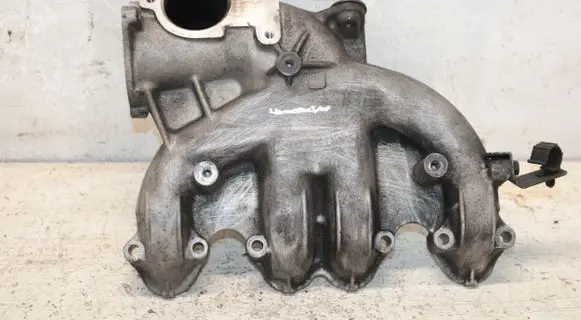 Audi A4 S4 B7 8E 8H Intake manifold 038129713BM