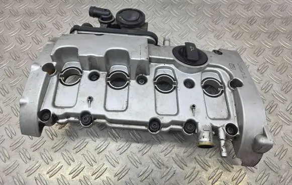 Audi A4 S4 B7 8E 8H Rocker cam cover 