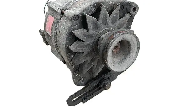 Volkswagen PASSAT B3 Generator/alternator 026903015B