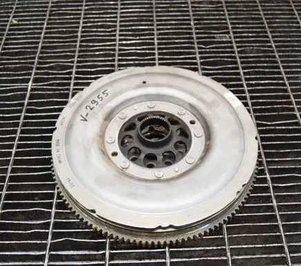 Volvo XC40 Flywheel 31367653