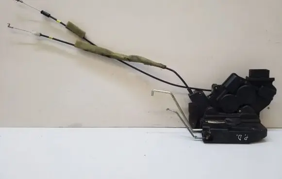 Mazda 5 Front door lock B92B94R1