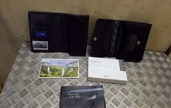 Hyundai ix35 User manual 