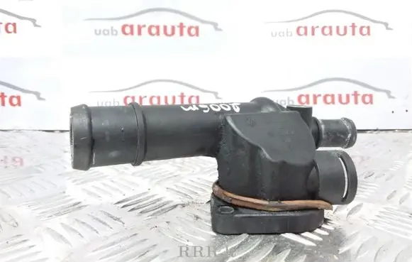 Volkswagen Touran I Engine coolant pipe/hose 03G121132B
