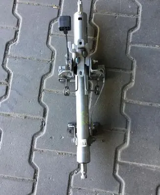 Toyota Land Cruiser (J150) Steering wheel axle