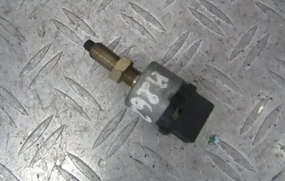 Brake pedal sensor switch