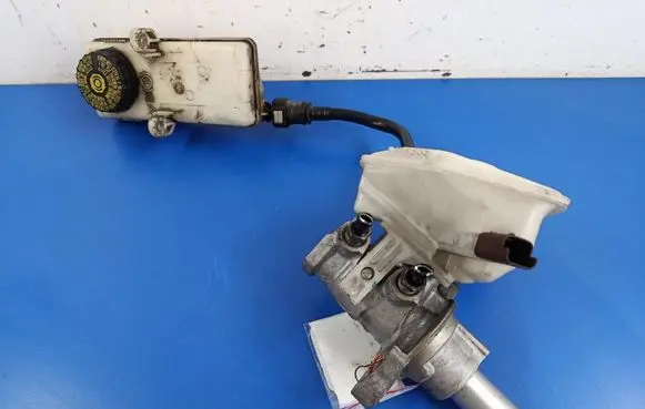 Citroen DS4 Master brake cylinder