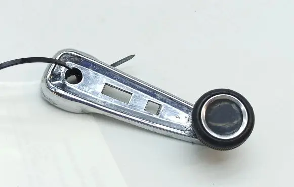 Mercedes-Benz S W116 Front door window winding handle 