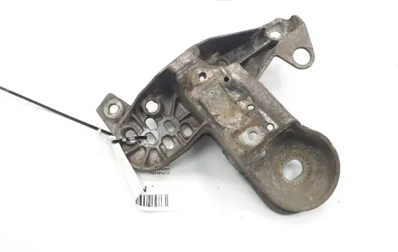 Audi A6 S6 C5 4B Engine mounting bracket