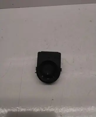 Opel Astra J Wing mirror switch 13271827