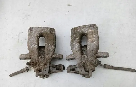 Opel Crossland X Rear brake caliper 2019R
