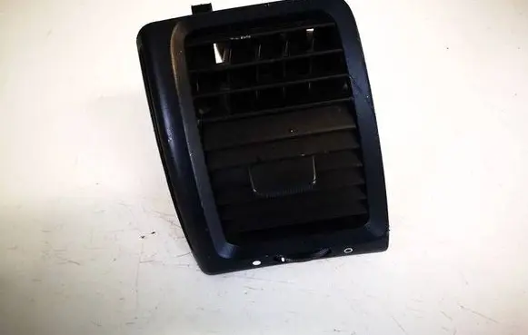 Honda Accord Dash center air vent grill e6165131500 e616-5131-500
