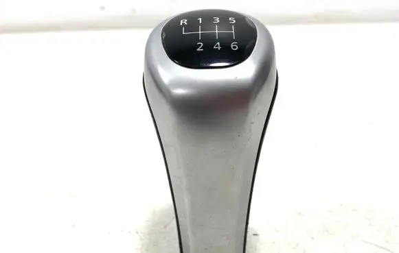 BMW X1 E84 Gear lever shifter trim leather/knob