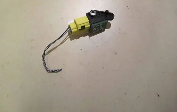 Volkswagen PASSAT B7 Airbag deployment crash/impact sensor 5N0959351B