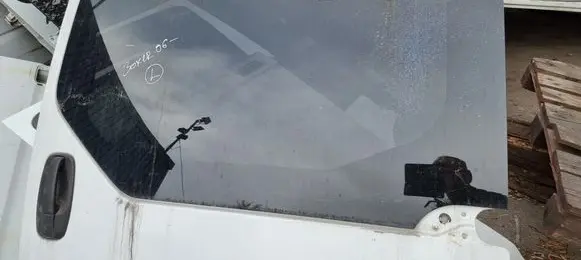 Citroen Jumper Sliding door window/glass 