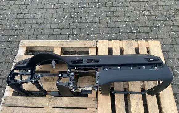Volkswagen PASSAT B6 Dashboard 3C1857003