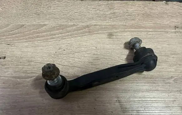 BMW 3 F30 F35 F31 Front anti-roll bar/stabilizer link 6785608