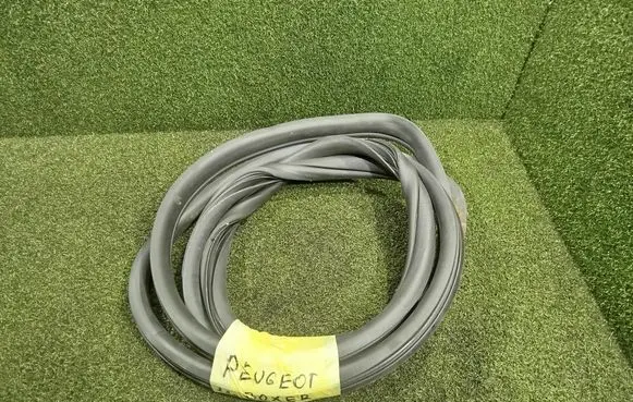 Peugeot Boxer Front door rubber seal 