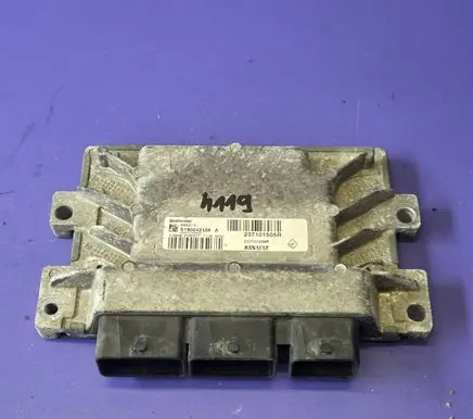 Renault Clio III Engine control unit/module 237101505R S180042156A 237101206R