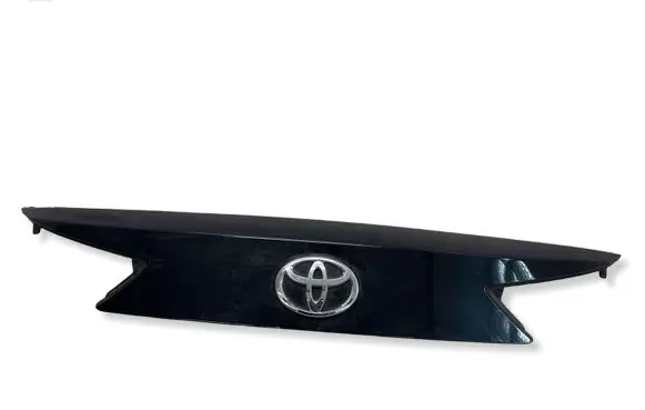 Toyota Auris E180 Tailgate trim 7681102830