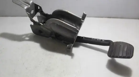 Clutch pedal