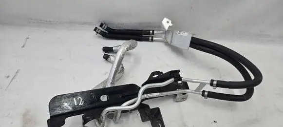 Renault Trafic III (X82) Fuel line pipe 105195533