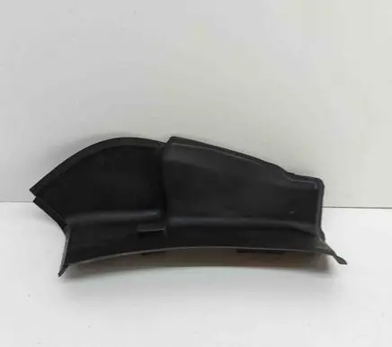Mercedes-Benz GLE W167 Rear/tail light trim molding A1676901501