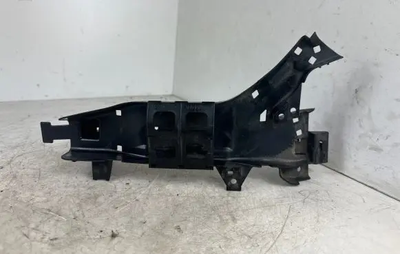 Volkswagen Golf VII Other engine bay part 5Q0971615K
