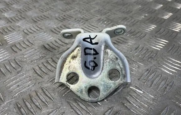 SsangYong Rexton Rear door lower hinge