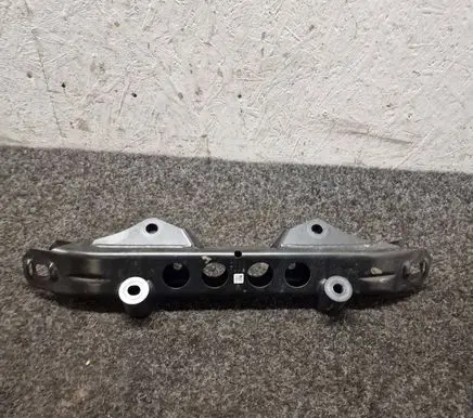 BMW i5 G60 Engine mounting bracket 6889445