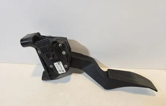 Opel Zafira B Accelerator throttle pedal 9202341