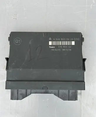 Mercedes-Benz CLK A209 C209 Comfort/convenience module A2098205926 376800GZ